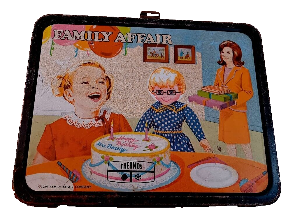 Thermos Brand Family Affair Mrs Beasley Retro Vintage Metal Lunch