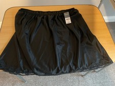 Ladies Half Slip Size 22 Black New