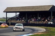 Angus MacKay R&D Motorsport BMW 318is leads Robb Gravett Trakstar  1991 Photo