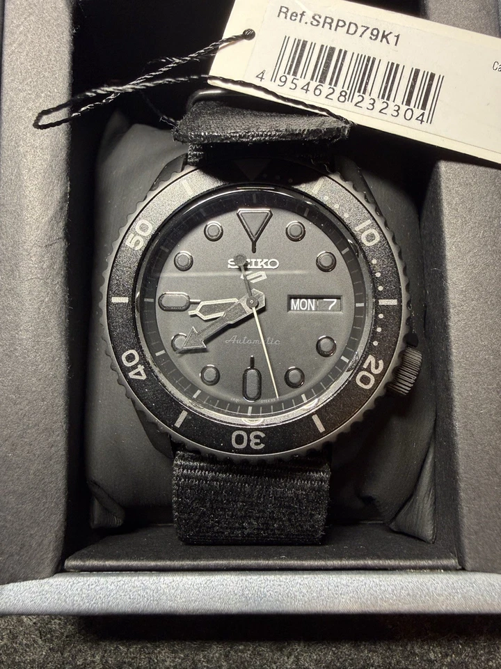Seiko 5 Sports SRPD79K1 Automatic Watch Black / Blackout - Kanji Edition, photo 4 of 5