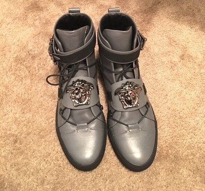Size EU 42/US 9M Versace NEW IN BOX Gray Medusa High Top Buckle Sneaker Boots