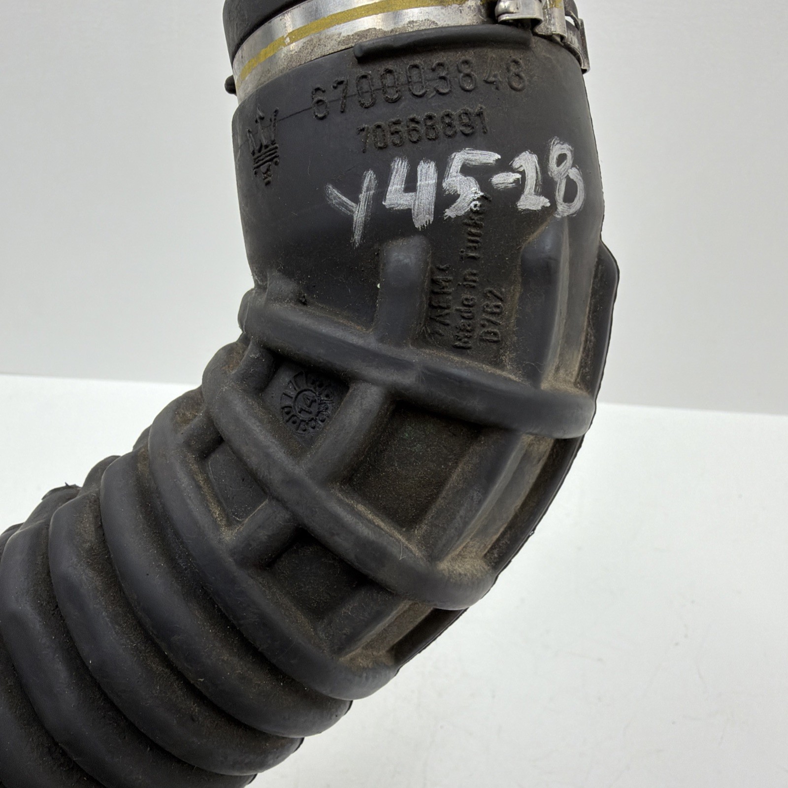🟢14-22 Maserati Quattroporte M156 Engine Right Air Intake Duct Pipe Hose OEM🟢