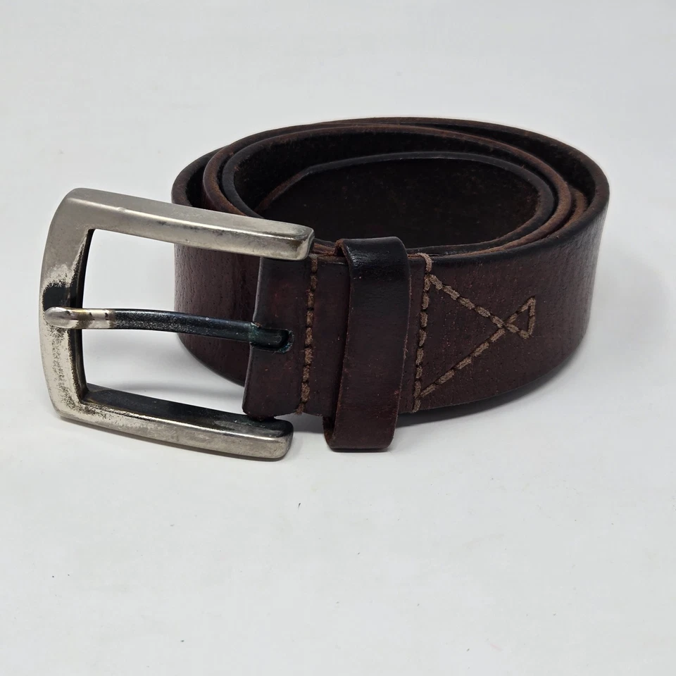 Cinturón de cuero vintage frotado con aceite marrón tono plata hebilla 40" largo 1,5" ancho Foto 2 de 4