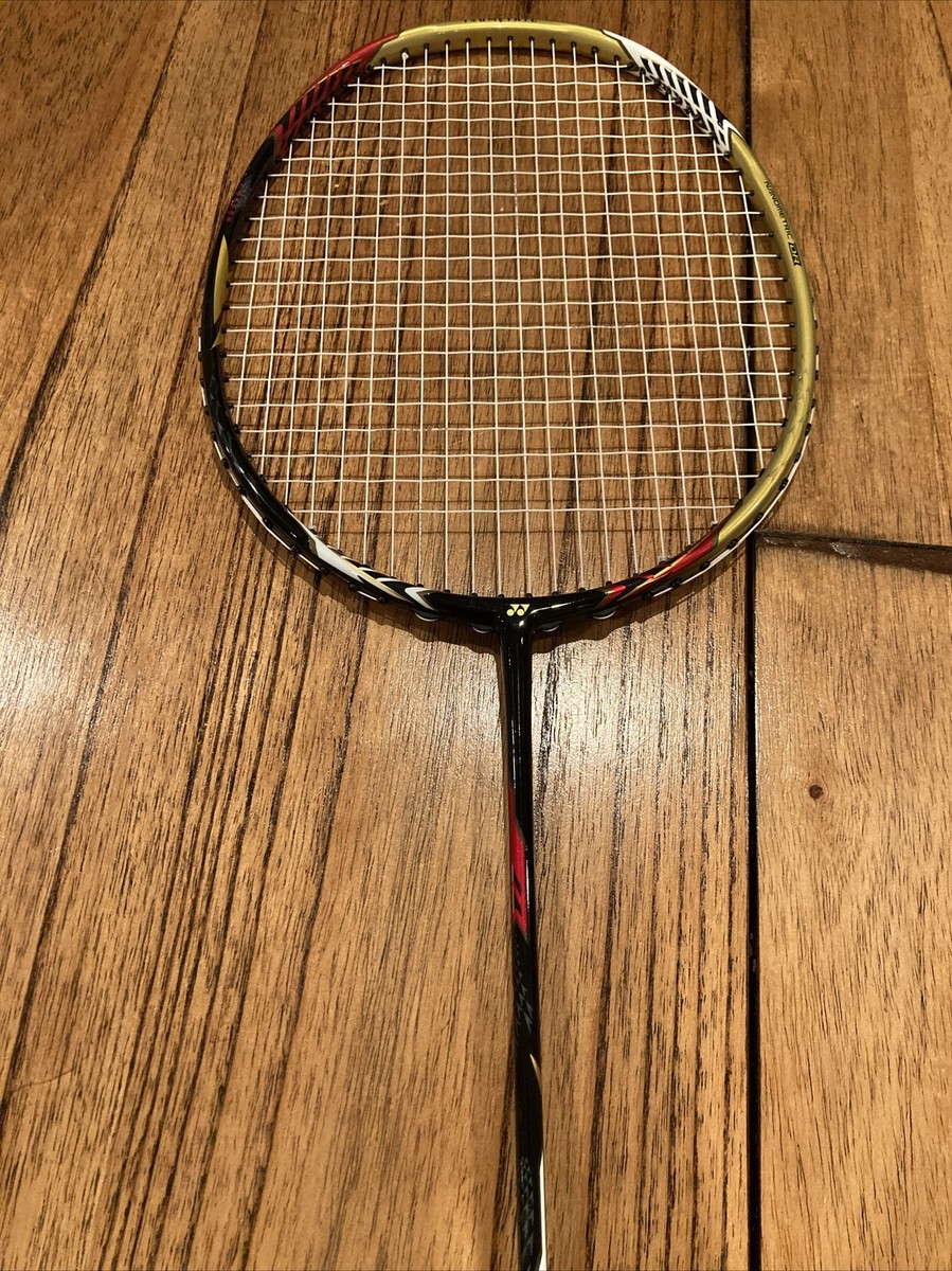 Yonex Voltric Lin Dan Force Limited Edition, Premium Gold Yonex Voltric Lin Dan Force Limited Edition, Premium Gold