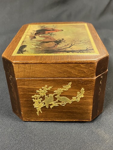 Antique Keepsake Box, Rare Dovetailed 1900's Mother child horse dog Gold Birds - Picture 2 of 12