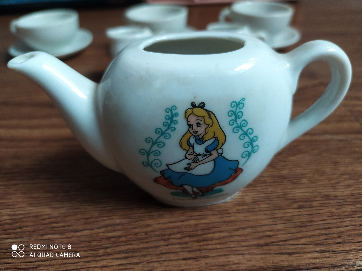 Rare old WALT DISNEY'S ALICE IN WONDERLAND toy china tea set made