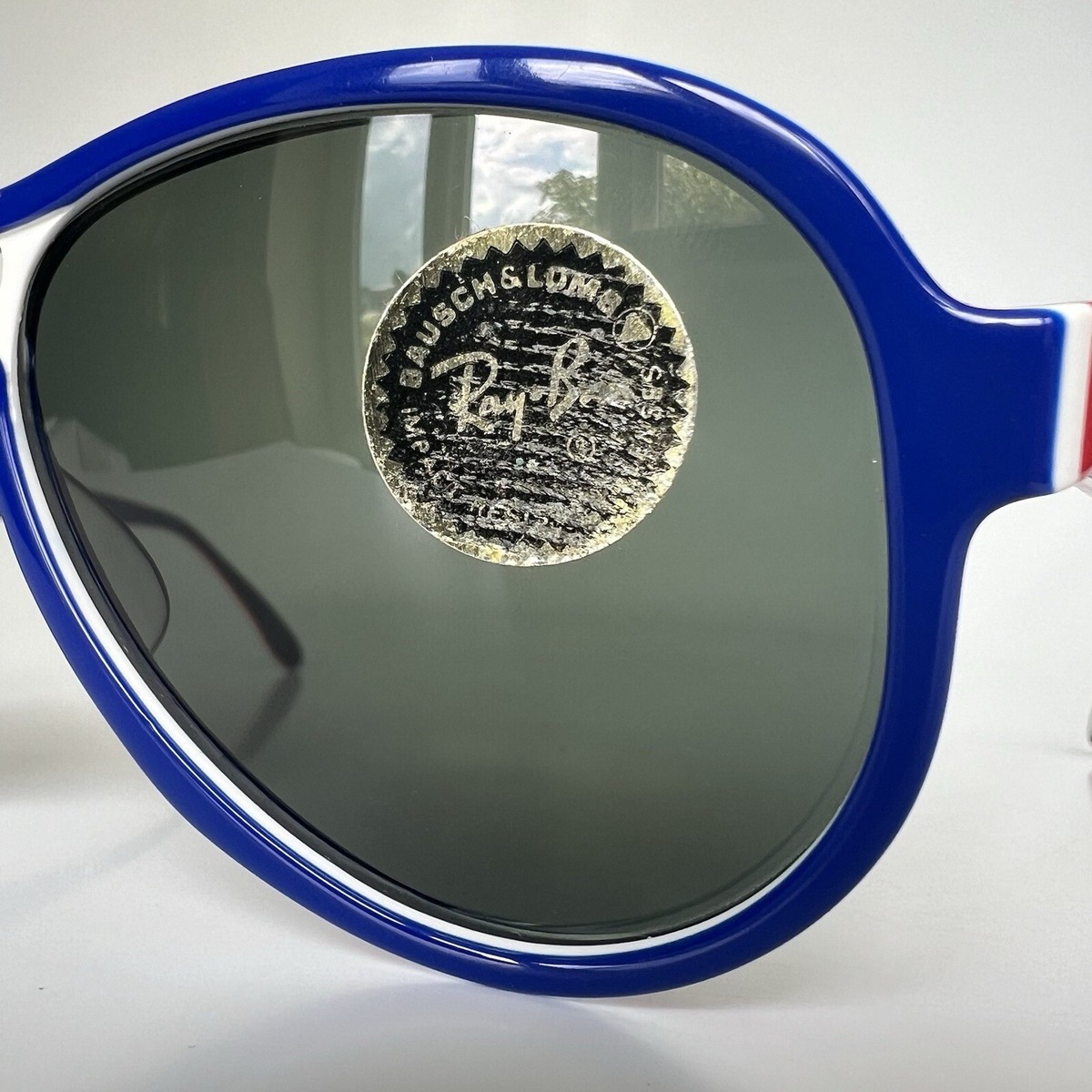 New Vintage B&L RayBan Vagabond G15 Red White Blue Aviator Sunglasses NOS Ray Ban Vintage Sunglasses NOS - Mod. Vagabond - Col. 3  main image 3