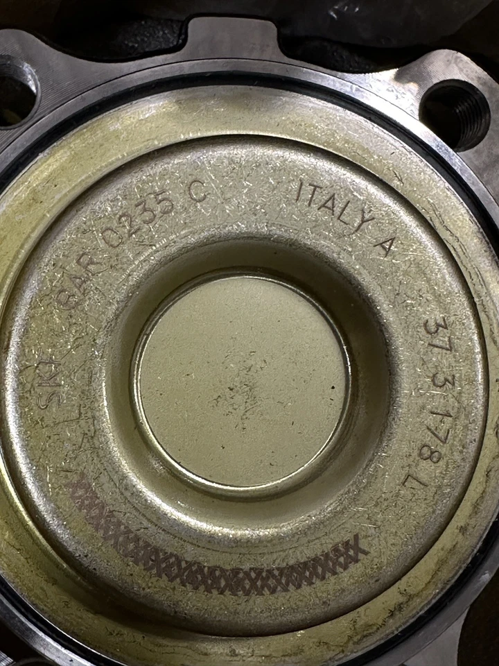 Conjunto de cojinete y buje de rueda delantera Moog 513362 para BMW M5 Foto 3 de 4