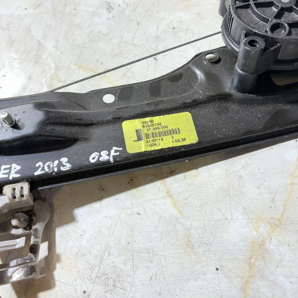 CHRYSLER 2013 5 DOOR WINDOW REGULATOR & MOTOR FRONT RIGHT SIDE - Image 4 of 4