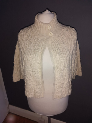 Limited Edition ( M&S) Cream  Knit Wool Mix Crpped Cardigan Large ( apx. 16)
