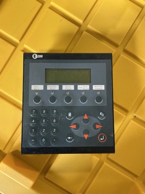 Beijer Electronics E200 Operator Interface Panel LCD Programmable 02800F D2