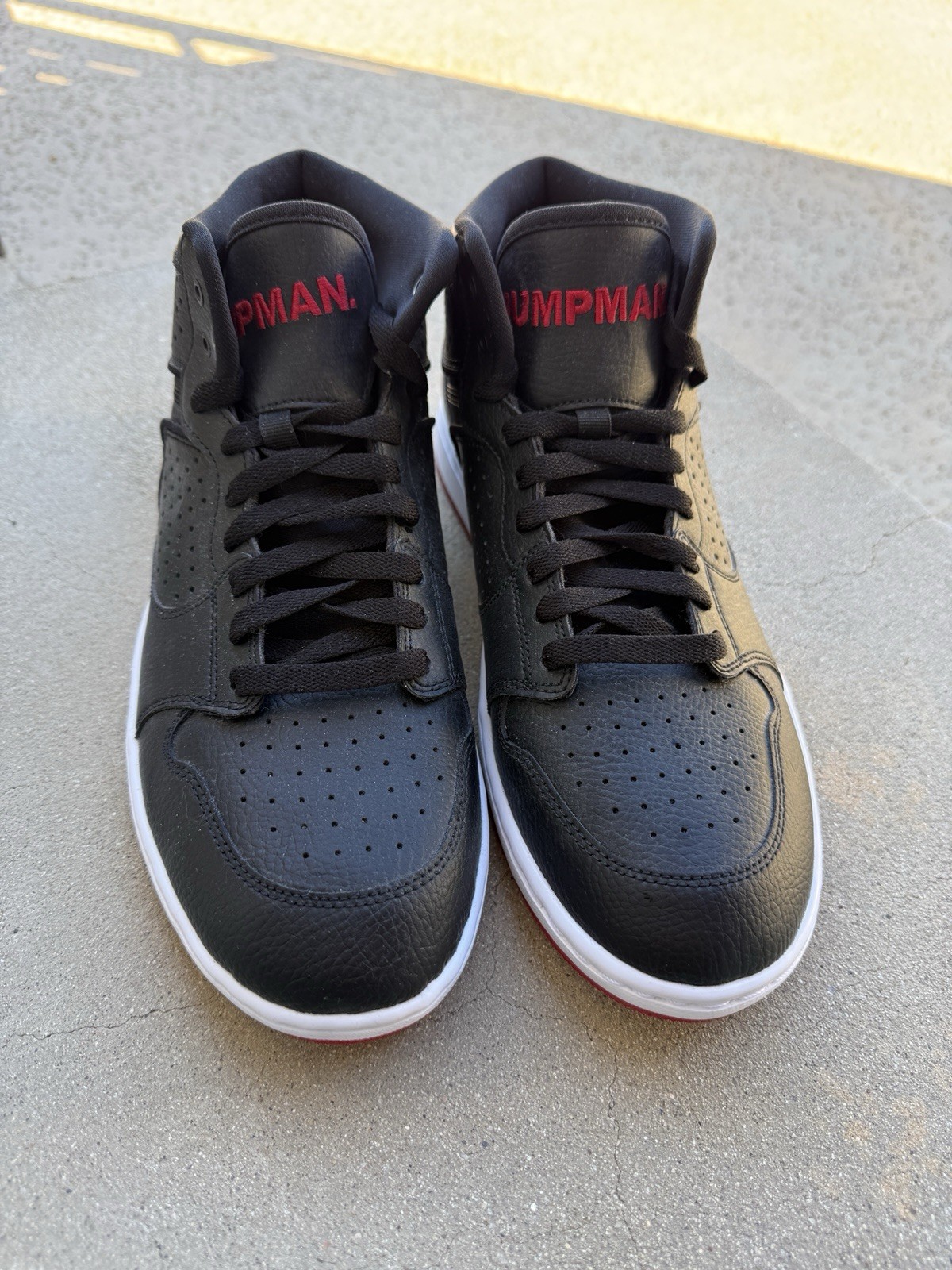 Men&rsquo;s Size 10 Black Red Basketball High Tops New