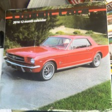 2016 collectible calendar featuring vintage American muscle cars