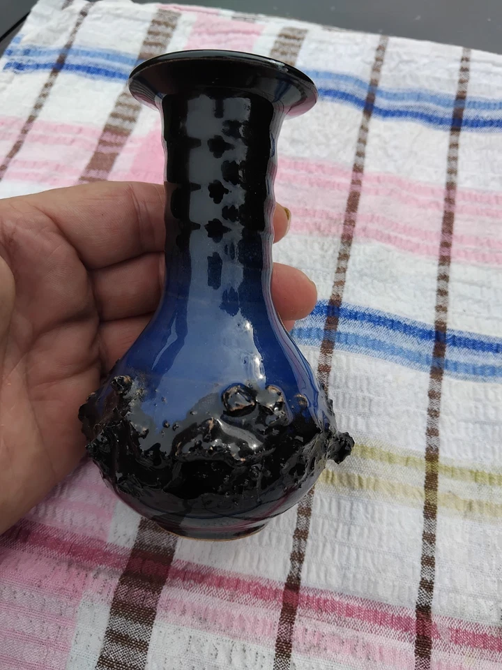 Vintage Gilt Studio Pottery Iceland Vase Kjartansson Lava Reykjavik Mid Century - Image 4 of 4