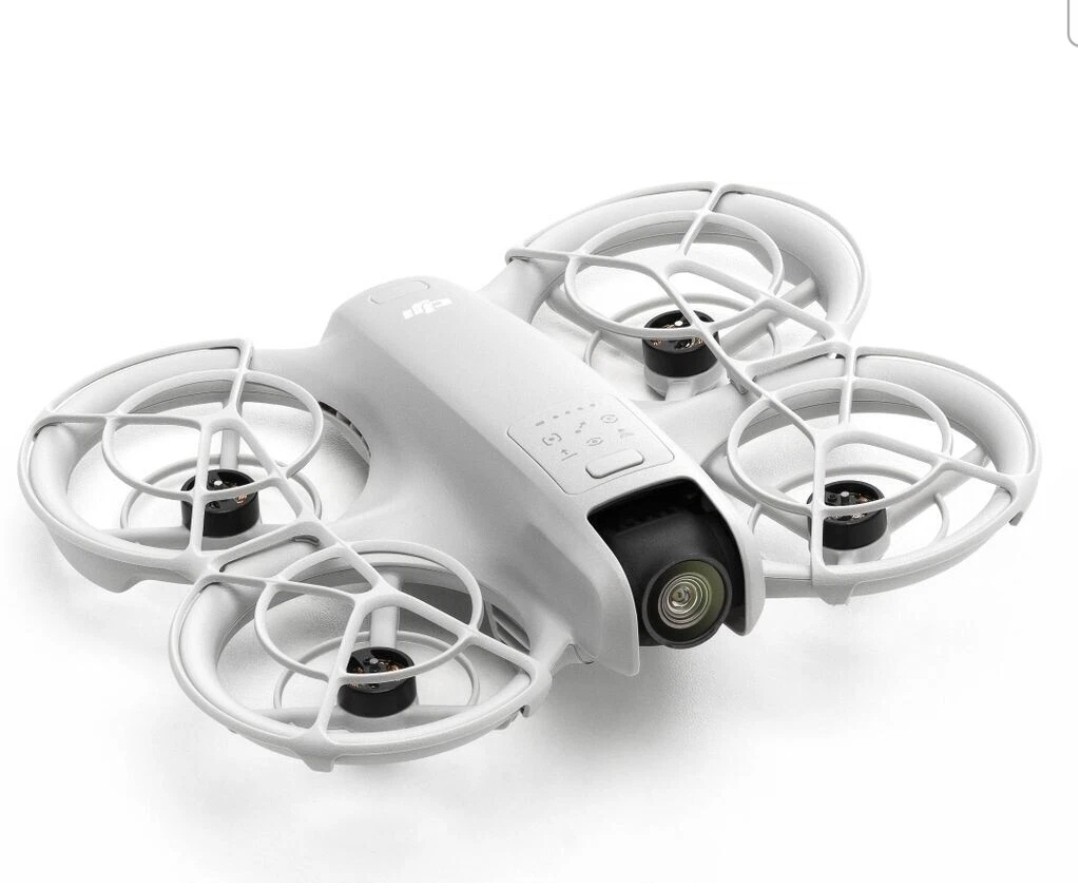 DJI Neo, Mini Drone with 4K UHD Camera, 135g Self Flying Drone Never flown 1 Bat