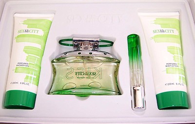 Sex In The City KISS 4 Pc EDP Parfum Gift Set for Women with Body