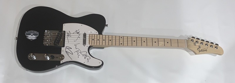 LOS LOBOS SIGNED BLACK ELECTRIC GUITAR DAVID HIDALGO CAESAR ROSAS ALL 5 JSA COA