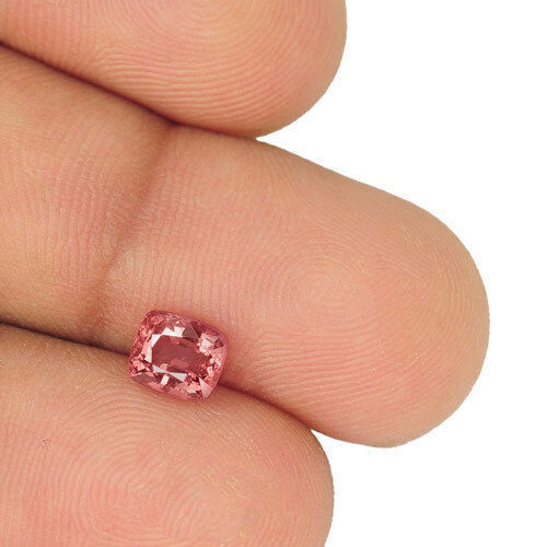 IGI Certified BURMA Spinel 1.07 Cts Natural Untreated Soft Orangy Pink Cushion - Picture 3 of 4