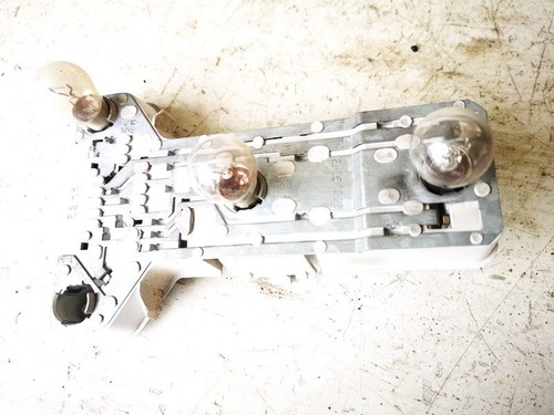 3b5945257 Lampenträger Rücklicht Rückleuchte innen Heckklappe  DE1193185-21