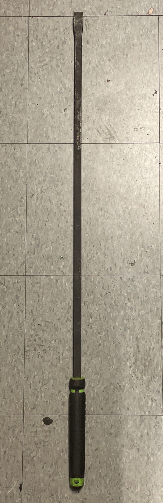 (J725) Mac Tools Curved Capped 1/2" Pry Bar 42" Green PB42CG