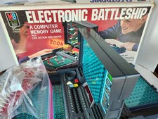 Vtg Original 1977 Milton Bradley Electronic Battleship - 4750 - Tested and Works