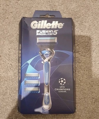 Gillette Fusion 5 ProGlide Starter Pack mit Rasierer und 4 Ersatzklingen  