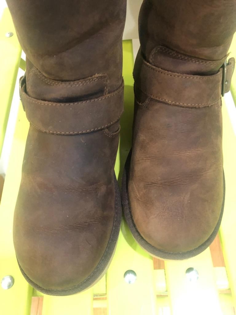 UGG Women's Sutter 1005374 SIZE 5  (bot1300 image 3
