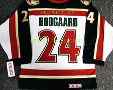MEN-NWT-S VINTAGE DEREK BOOGAARD MINNESOTA WILD CCM LICESENED NHL HOCKEY JERSEY