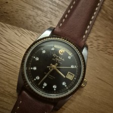 Cyma Daydate 25 Jewels Automatic Watch