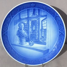 ROYAL COPENHAGEN 2025 Christmas Plate – Queen Juliana Marie - In Stock!