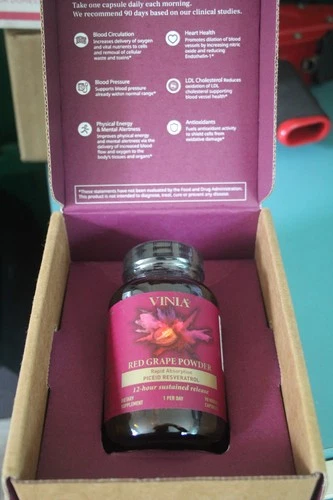 FREE SHIPPING 90 CAPSULES VINIA RED GRAPE POWDER  FULL SIZE SEALED EXP 2026
