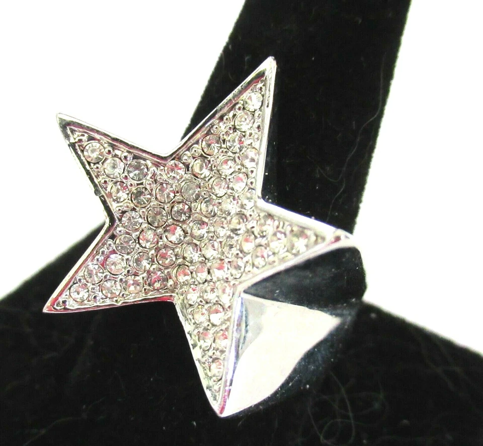 Anillo Estrella 3D Cristal Incrustado NOIR Talla 10.5 Foto 2 de 3