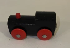 Brio VTG Wooden Magnetic Train Engine & Tanker Car Works With Thomas The Train