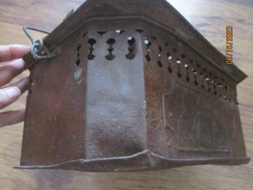 Antique Foot Warmer American Wood & Punched Tin Carriage 19th Century - Picture 4 of 9