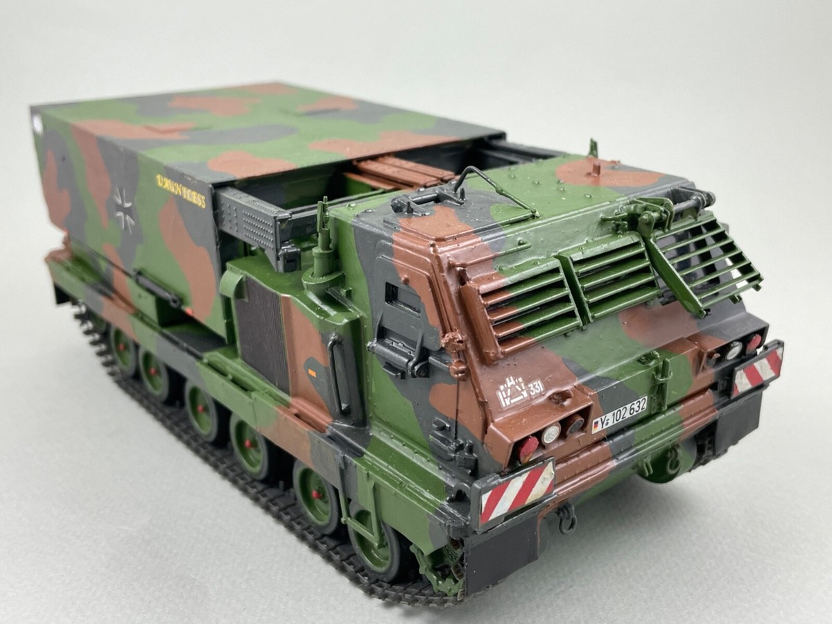 Built 1/35 Scale German Multiple Launch Rocket System MARS