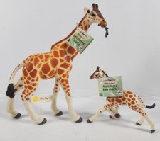 SAFARI TOYS RETICULATED GIRAFFE MOTHER AND CALF  WILD ANIMAL ZOO PLASTIC NWT