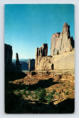 Postcard Utah Moab UT Arches National Park Monument 1960s Unposted Chrome