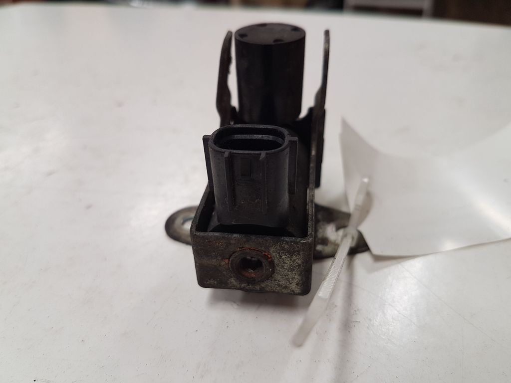 Électrovanne D'air Pour Mazda RX8 2004-2010 - Référence OEM 1K5T49090, KL0118741, Compatible MPV