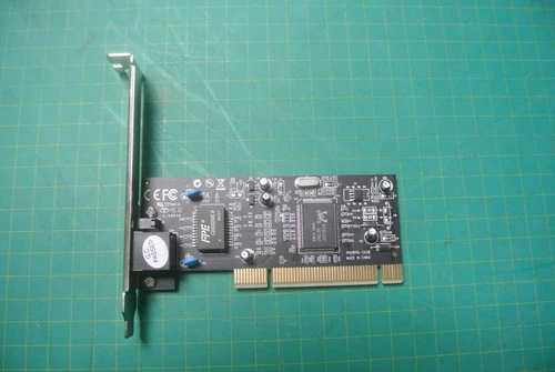 StarTech NP-R05-2120-00-02361 1-Port Ethernet Network Adapter ST1000BT32