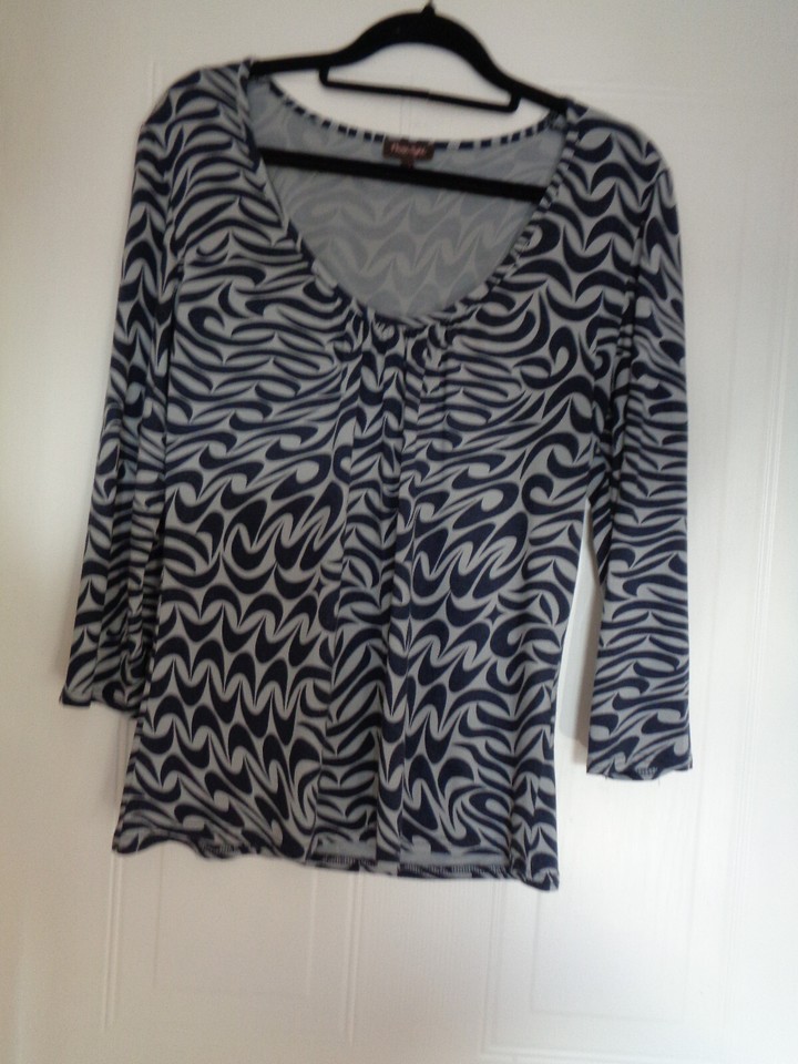 small bundle of womens clothes x2 tops SEE MEASUREMENTS BELOW eBay