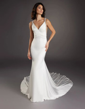 Pronovias 'LLUM' Satin Mermaid Wedding Dress Size US10 - MSRP 4790 NWT 65 OFF
