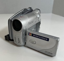 Canon DC100 Mini DVD Camcorder 25x Optical Zoom Silver Video Camera UNTESTED