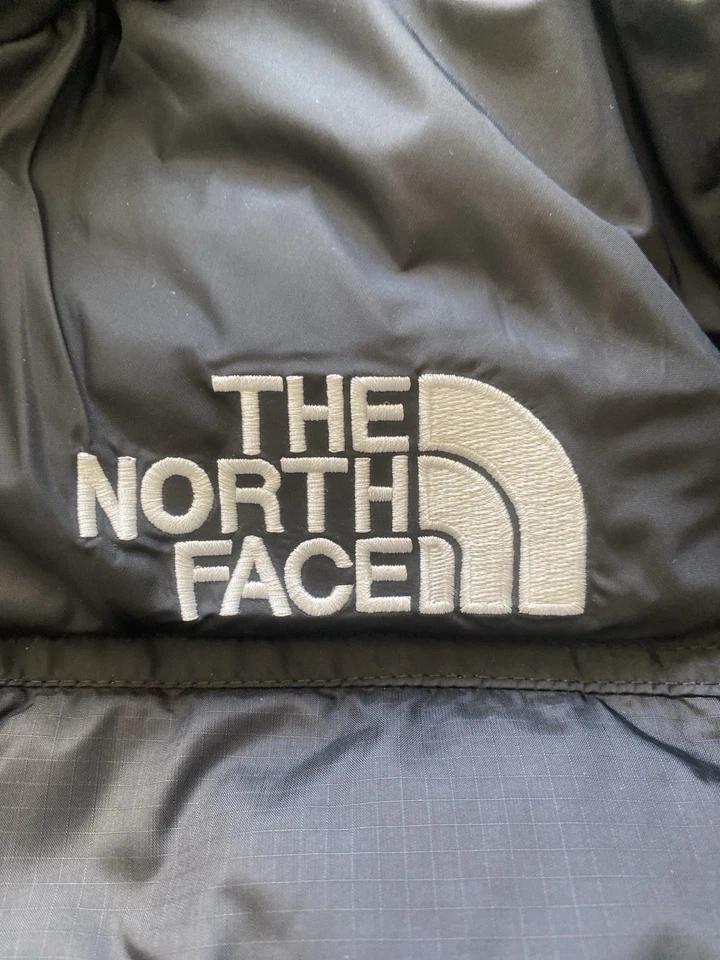 The North Face Nupste 700 Men's Puffer Jacket - Image 4 of 4