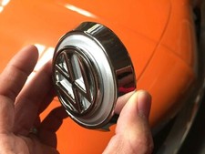 Vw Karmann Ghia New Front Emblem Kit 1962-1974 Wrubber Seal Clips Fits All