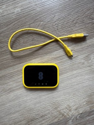 EE 4GEE Mobiles WLAN Mi-Fi EE70 Mini Hotspot 4G 300mbs Gelb