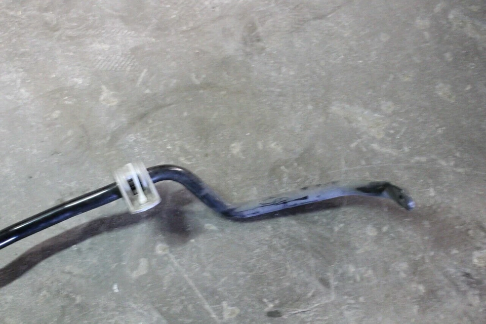 2015-2018 BMW M3 M4 F82 Rear Stabilizer Bar OEM Used - Image 3 of 4