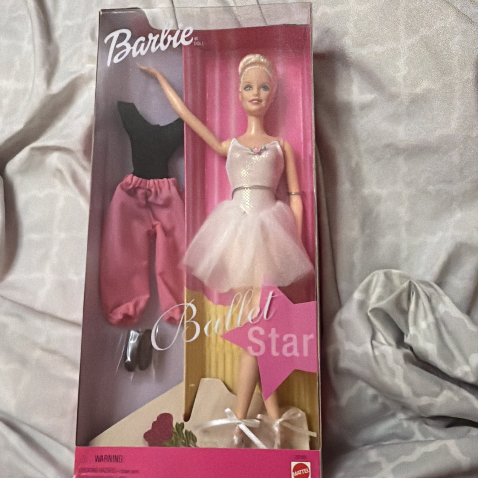 NEW 2000 Barbie Ballet Star Doll & Accessories/Extra Outfit Mattel #29195 NRFB