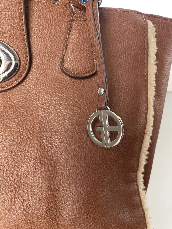 Bolso de Hombro Giani Bernini Marrón Forrado Sherpa Foto 4 de 4