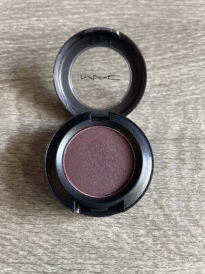 MAC Velvet Eyeshadow *SKETCH* - NEW W/O BOX (1.5g/0.05oz)