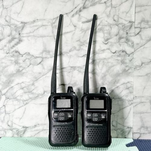 Icom Ic-4188D Two-Way Radios License-Free Walkie Talkies Compact Uhf - Zdjęcie 2 z 9